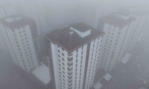 Elazığ'da şehir 200 metrede sis içinde kayboldu