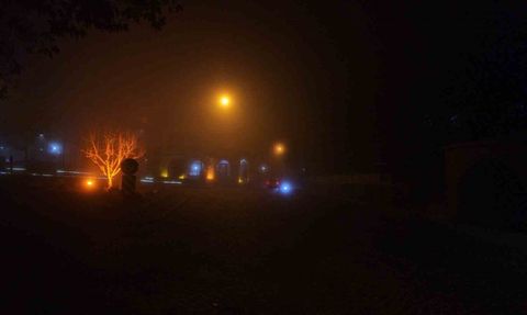 Elazığ'da yoğun sis: 4 bin yıllık Harput Mahallesi'nde görüş 5 metreye düştü