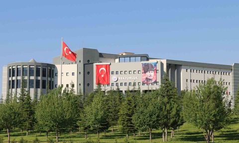 Erciyes Üniversitesi CWTS Leiden 2025 Sıralamasında Yükselişini Sürdürüyor