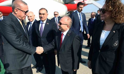 Erdoğan, 8 Kasım Zafer Günü için Bakü'de