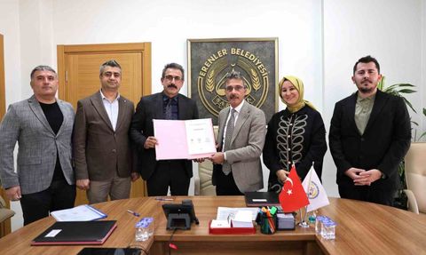 Erenler Belediyesi'nden Eğitime Destek: Kantin Kart Projesi Devam Ediyor