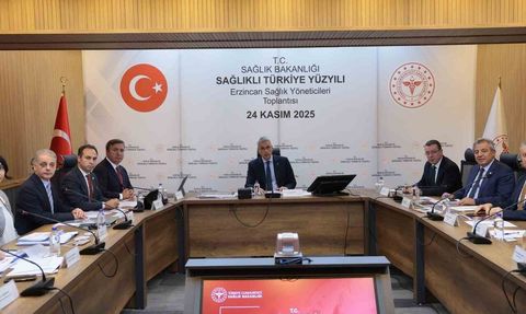 Erzincan'da 'Sağlıklı Türkiye Yüzyılı' gündemiyle sağlık yöneticileri buluştu