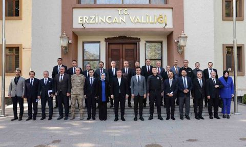 Erzincan Valiliği'nde 28. Birim Amirleri Toplantısı Yapıldı