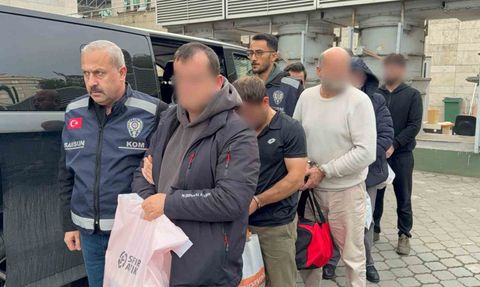 FETÖ Operasyonu: 5 Şüpheli Adliyeye Sevk Edildi