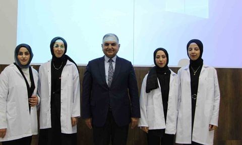 FÜ Eğitim Fakültesi'nde Beyaz Önlük Giyme Töreni