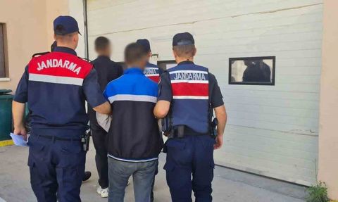 Gaziantep'te 3 düzensiz göçmen ve 3 organizatör yakalandı