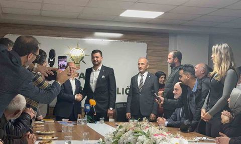 Gemlik’te 800 Yeni AK Parti Üyesi İle Güçlendi