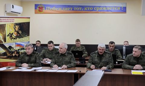 Gerasimov: Kupiansk'ın ele geçirildiği iddiası, Kiev reddetti