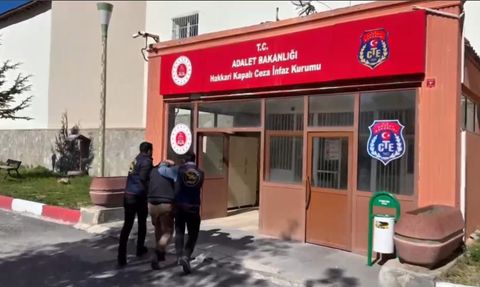 Hakkari'de 9 Yıl Firari Kalan Hükümlü Yakalandı