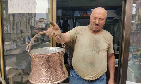 Hatıraları Parlatan Usta: Rize'nin Son Bakır Parlatıcısı