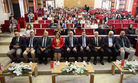 HKÜ'de Kardeşlikten Stratejik Ortaklığa programı — Türkiye-Azerbaycan ilişkileri masaya yatırıldı