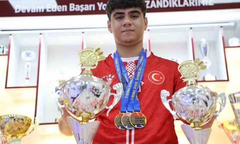 Hobiyle Başlayan Dart Yolculuğu Dünya Şampiyonluğuna Ulaştı