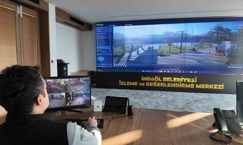 İnegöl'de çevreyi kirleten gençlere zabıta müdahalesi