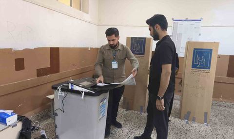 Irak’ta Parlamento Seçimleri: Sandıklar Açıldı, Rekabet ve Boykot Öne Çıkıyor