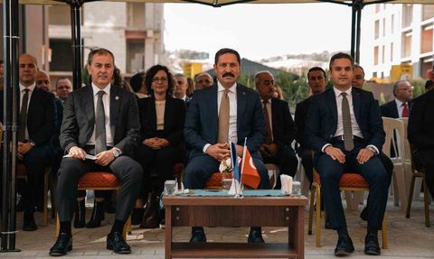 İş Bankası, Hatay Defne’ye eğitim ve lojman desteği sağladı