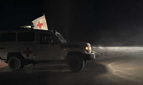 İsrail, Hamas'tan 3 Esirin Cesedini Aldı