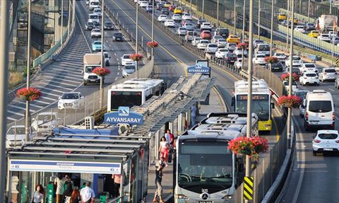 İstanbul Yeni Hız Limitleri 2025: Hangi Yolda Hız Sınırı Kaç Oldu? Tam Liste 