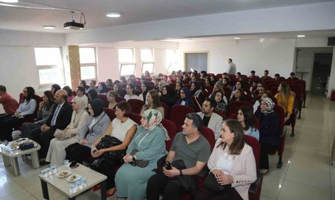 İvrindi'de Kanser Farkındalığı Paneli Düzenlendi