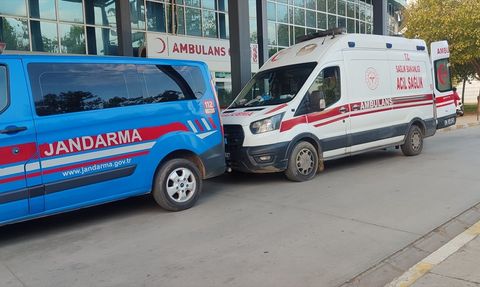 İzmir'de Traktör Devrildi: Sürücü Hayatını Kaybetti