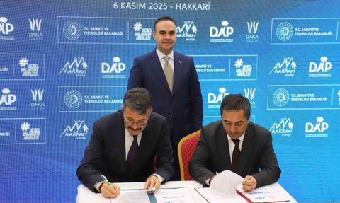 Kacır’dan Hakkari Üniversitesine 'Milli Teknoloji Atölyesi' müjdesi