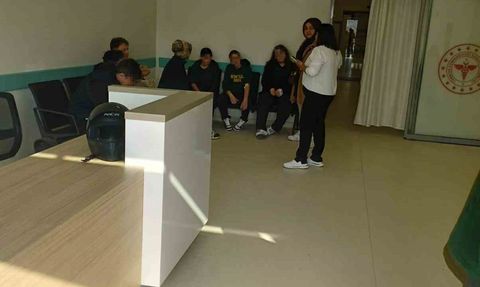 Kapaklı'da Döner Zehirlenmesi: 11 Öğrenci Hastaneye Kaldırıldı