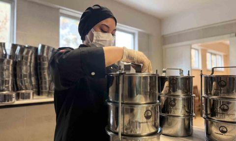 Karabük Belediyesi, Aşeviyle Her Gün Yüzlerce Kişiye Destek Sağlıyor