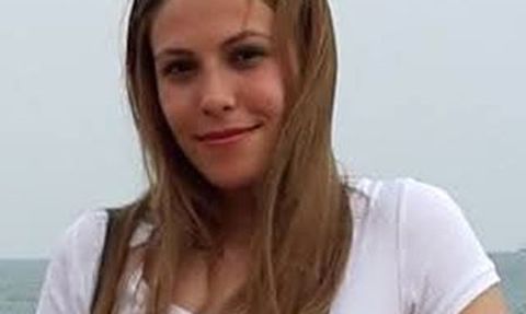 Karaman'da İngilizce öğretmeni Ebru Koçak son yolculuğuna uğurlandı