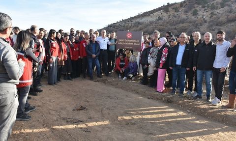 Karaman'da Öğretmenler Günü anısına hatıra ormanına fidan dikildi