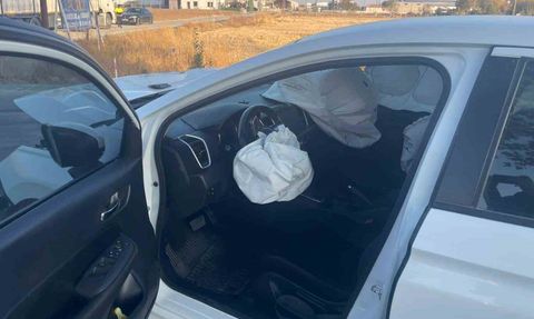 Karaman’da Tır ve Otomobil Çarpıştı: 1 Yaralı