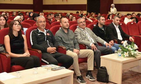 Karamanoğlu Mehmetbey Üniversitesi'nde Spor ve Tekvando Etkinliği