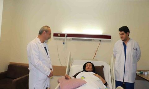 Karnından 15 kilo 800 gram tümör çıkarıldı