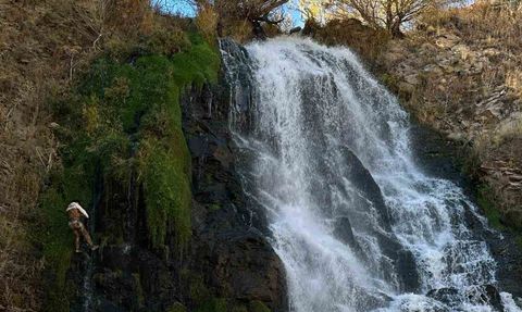 Kars’ta 100 Dağcının Susuz Şelalesi Yürüyüşü