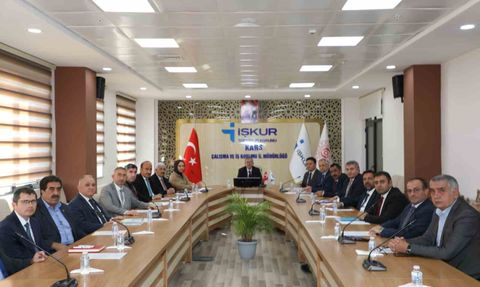 Kars’ta İstihdam ve Mesleki Eğitim Toplantısı Gerçekleşti