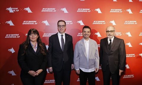 Kenan Doğulu, Petrol Ofisi Grubu'nun yeni marka yüzü oldu