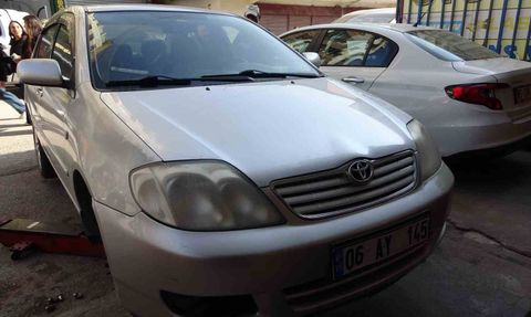 Kış lastiği zorunluluğu öncesi Van'da lastikçi yoğunluğu