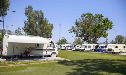 Konyaaltı Karavan Park’ında yaz-kış doluluk sürüyor