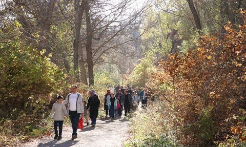 Koramaz Vadisi'nde Doğa Yürüyüşü Renk Cümbüşü ile Gerçekleşti