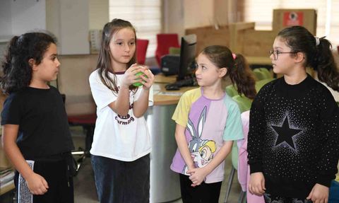 Küçük Yazarlar Atölyesi: Çocukların Yeteneklerini Keşfetme Fırsatı