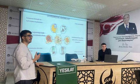 Kütahya'da Madde ve Sanal Kumar Bağımlılığı Konferansı