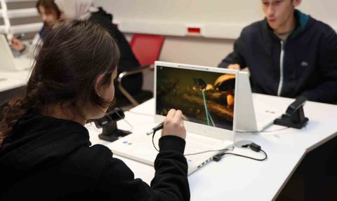 Liseli Öğrenciler Düzce Üniversitesi Kampüsünü Gezdi