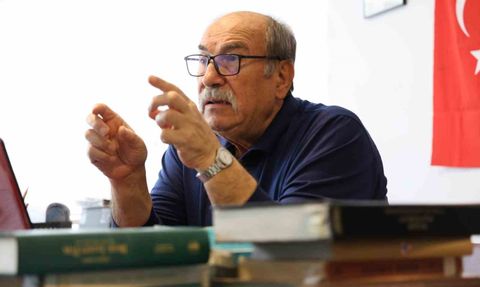 Mahmut Seyfeli 48 yıllık birikimini beş ciltte derliyor