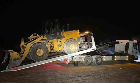 Manavgat sahillerinde kum hırsızlığı: Dron görüntüleri tahribatı gözler önüne serdi