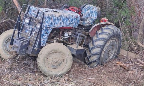 Manisa'da Traktör Devrilmesi Sonucu Bir Kişi Hayatını Kaybetti