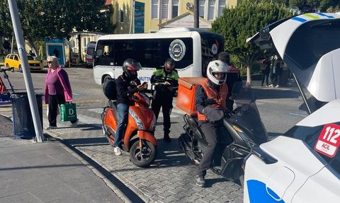 Marmaris'te motorlu kuryelere kapsamlı trafik denetimi