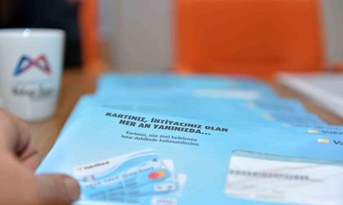 Mersin’de öğrenim yardımlarının ilk taksidi hesaplara yatırıldı