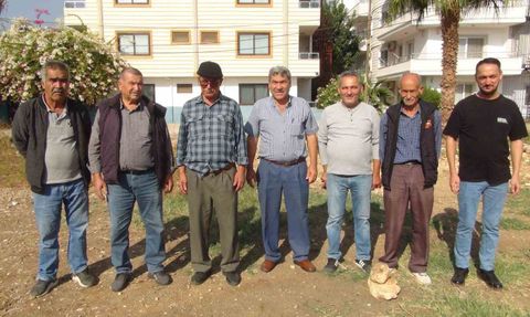 Mersin Silifke'de 'su hissi': Ali Dayıcık elektrik çarpması hissiyle yeraltı suyunu buluyor