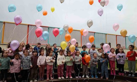 Minik Yüreklerden Lösemili Çocuklara Destek