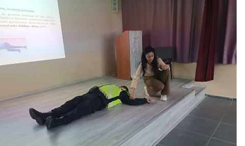 Mudurnu'da servis şoförlerine ilk yardım eğitimi