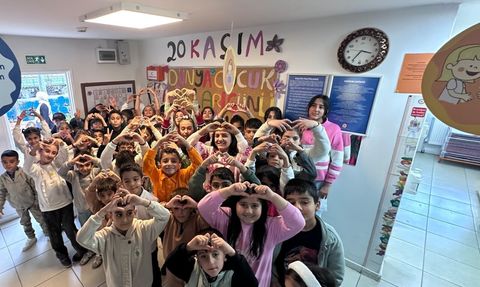 Muradiye'de 20 Kasım Dünya Çocuk Hakları Günü Etkinliği