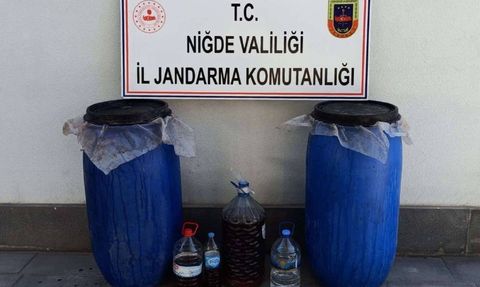 Niğde Bor'da 322 Litre Kaçak İçki Ele Geçirildi